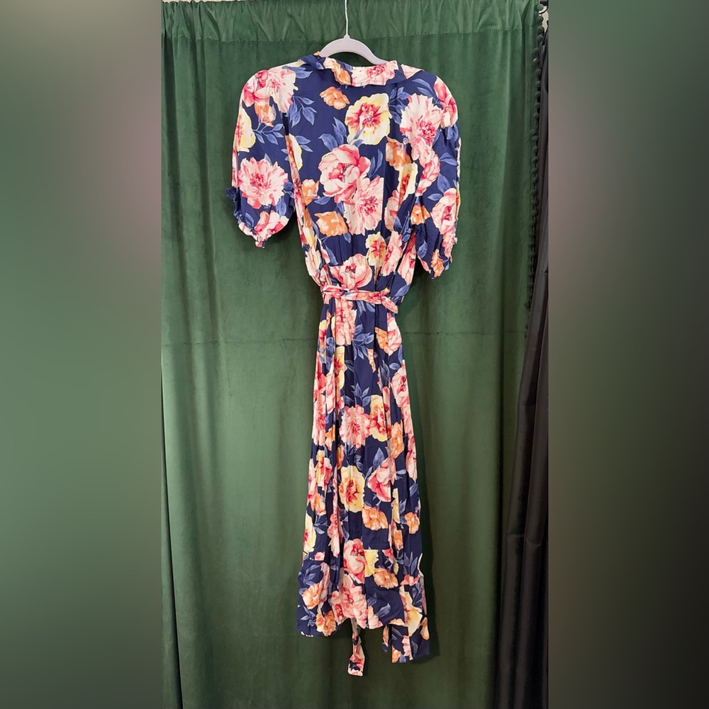 NWT Old Navy Floral Wrap Dress Size 1X - Picture 5 of 10